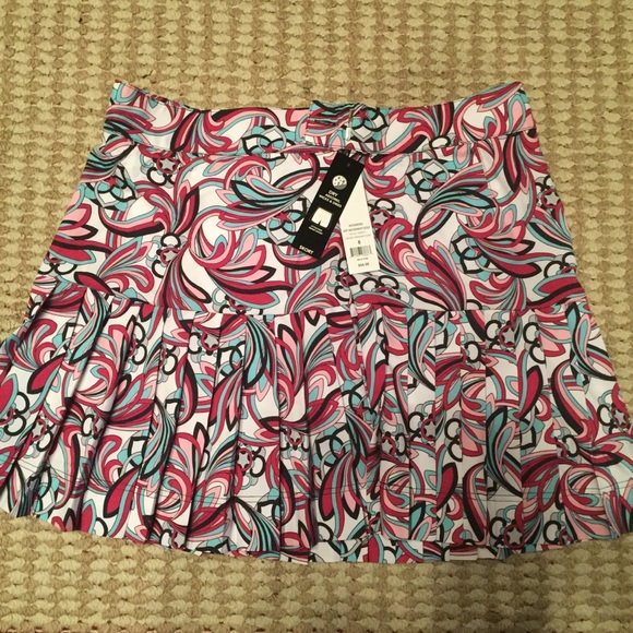 Dresses & Skirts - Printed Golf Skirt with spandex shorts